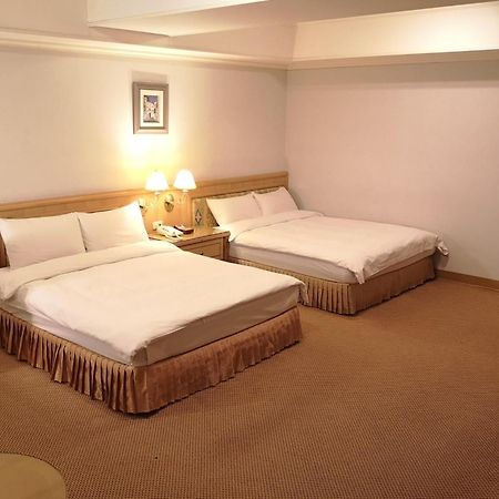 Kingdom Hotel Hsinchu Habitación foto